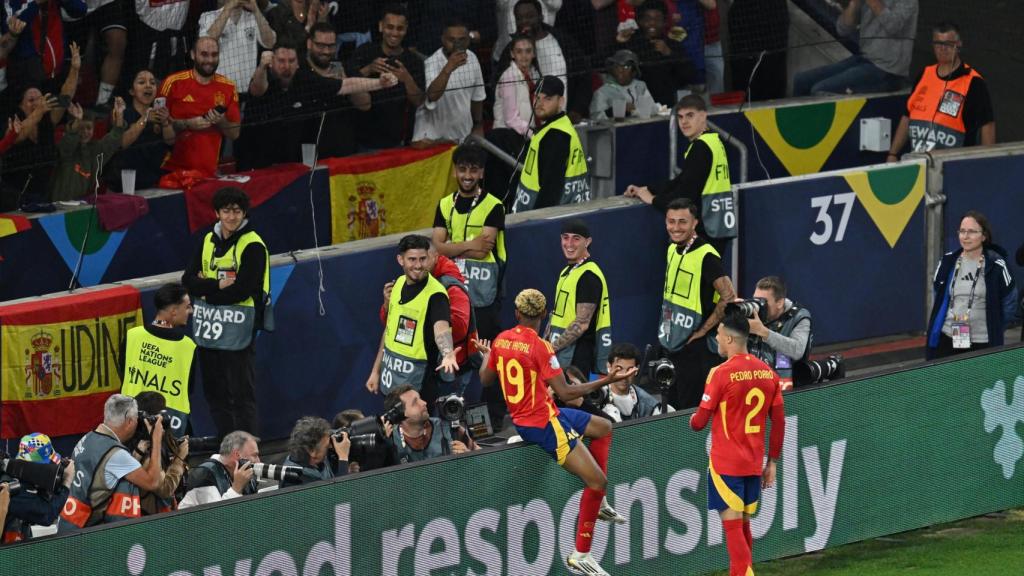 La celebración de Lamine Yamal a lo Cristiano Ronaldo con España