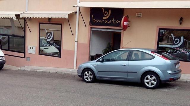 Fachada del restaurante Barxeta, el negocio regentado por Gabriel S. P. y su esposa.