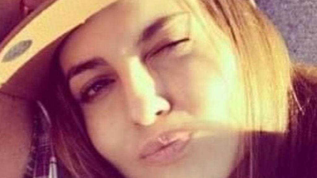 Ariadne Artiles, con su padre, en una imagen de sus redes sociales.