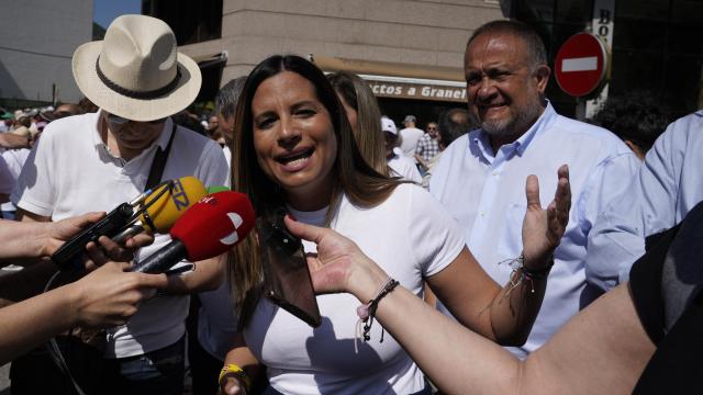 La vicesecretaria general del PSOECyL, Nuria Rubio, durante la manifestación de Oncobierzo en Ponferrada, este domingo