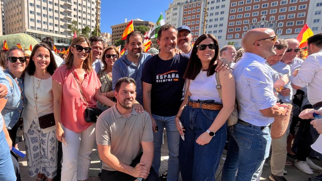 Foto de grupo en la concentración.