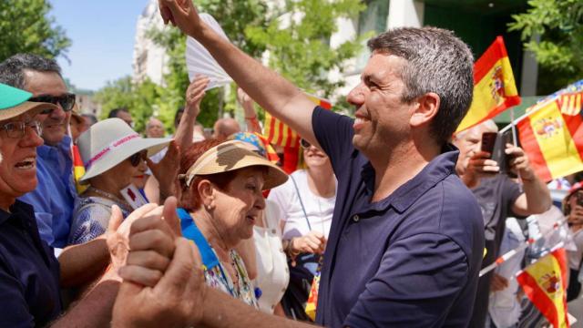 Mazón en la concentración de Madrid. PPCV