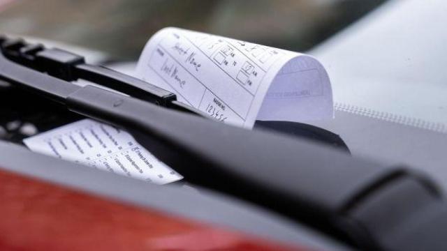 Aviso para conductores: esta es la multa que puede llegarte sin avisar y así puedes evitarla