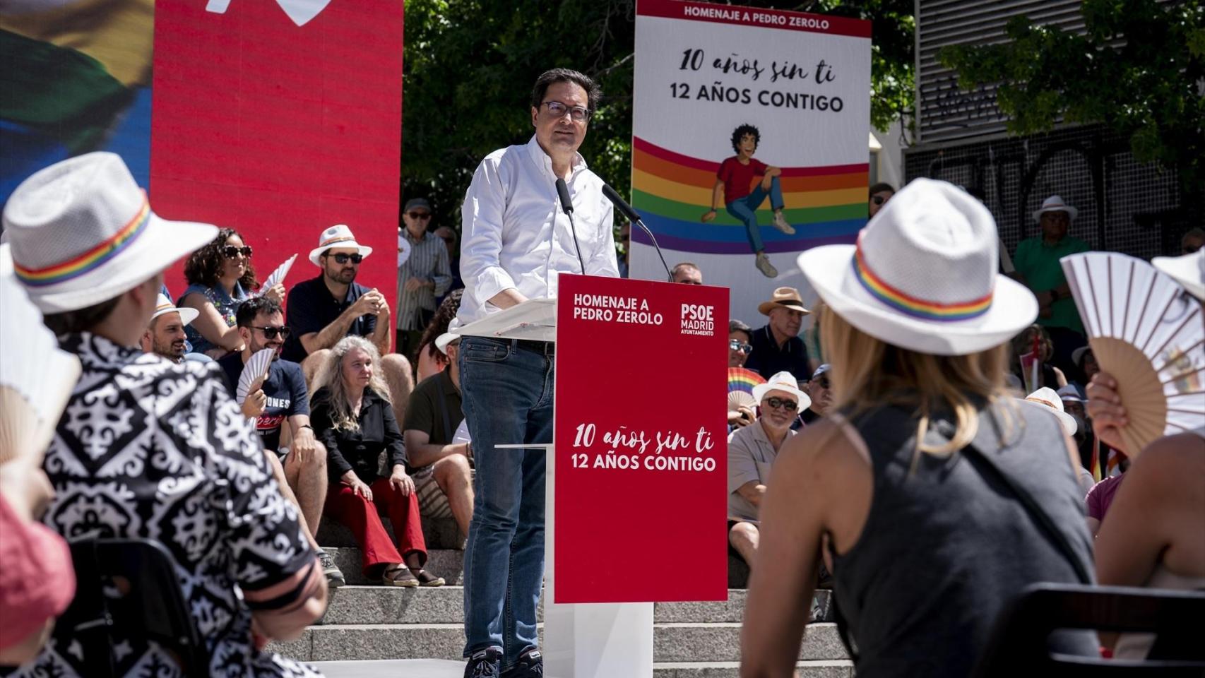 El ministro Óscar López, durante un homenaje a Pedro Zerolo organizado este domingo por el PSOE de Madrid.