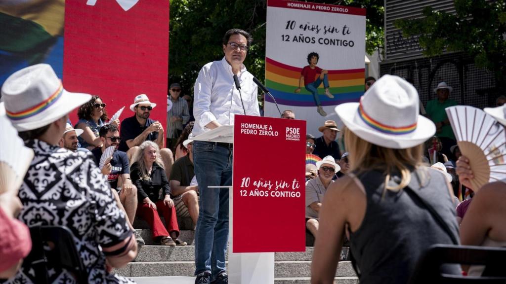 El ministro Óscar López, durante un homenaje a Pedro Zerolo organizado este domingo por el PSOE de Madrid.