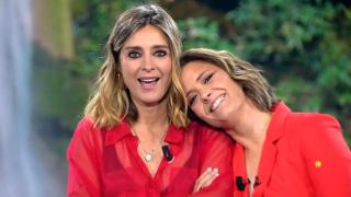 Sandra Barneda y María Casado, en el plató de 'Supervivientes 2025'.