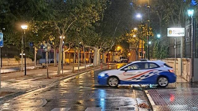 Coche de Policía Local en Zaragoza