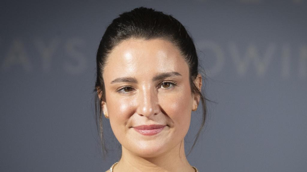 Marta Pombo estrena un vestido para ir a la piscina que te puedes poner también para un tardeo