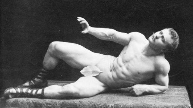 Eugen Sandow, pionero del culturismo. Foto: Benjamin J. Falk