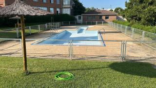 Imagen de las obras en la piscina municipal de Segovia