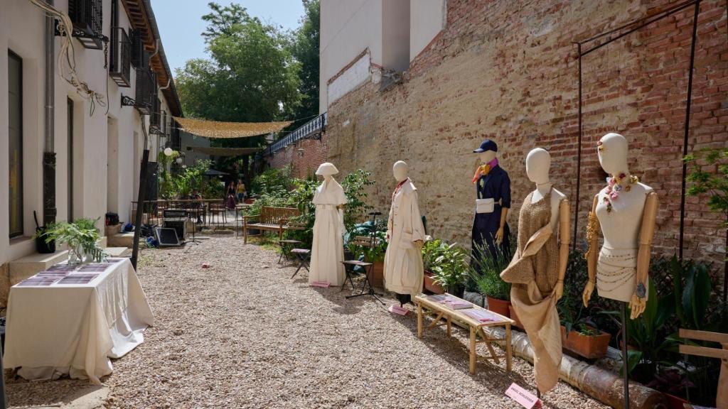 Detalle de la presentación, celebrada en el taller de Sybilla.