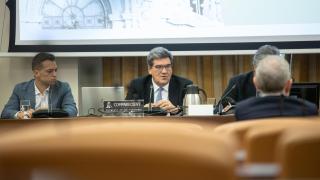 José Luis Escrivá, Gobernador del Banco de España, durante su comparecencia en el Congreso.