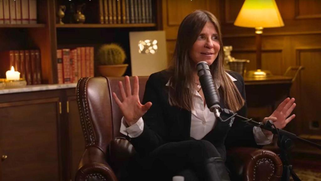 Montse Cespedosa, experta en banca en el pódcast WorldCast