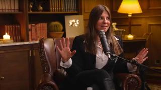 Montse Cespedosa, experta en banca en el pódcast WorldCast