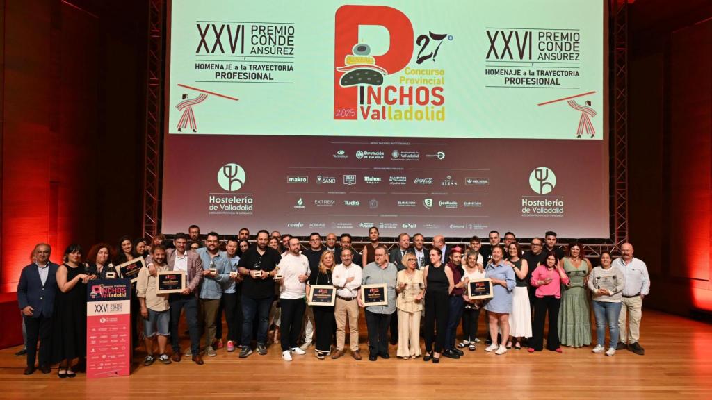 Foto de familia de los ganadores del XXVII Concurso Provincial de Pinchos de Valladolid