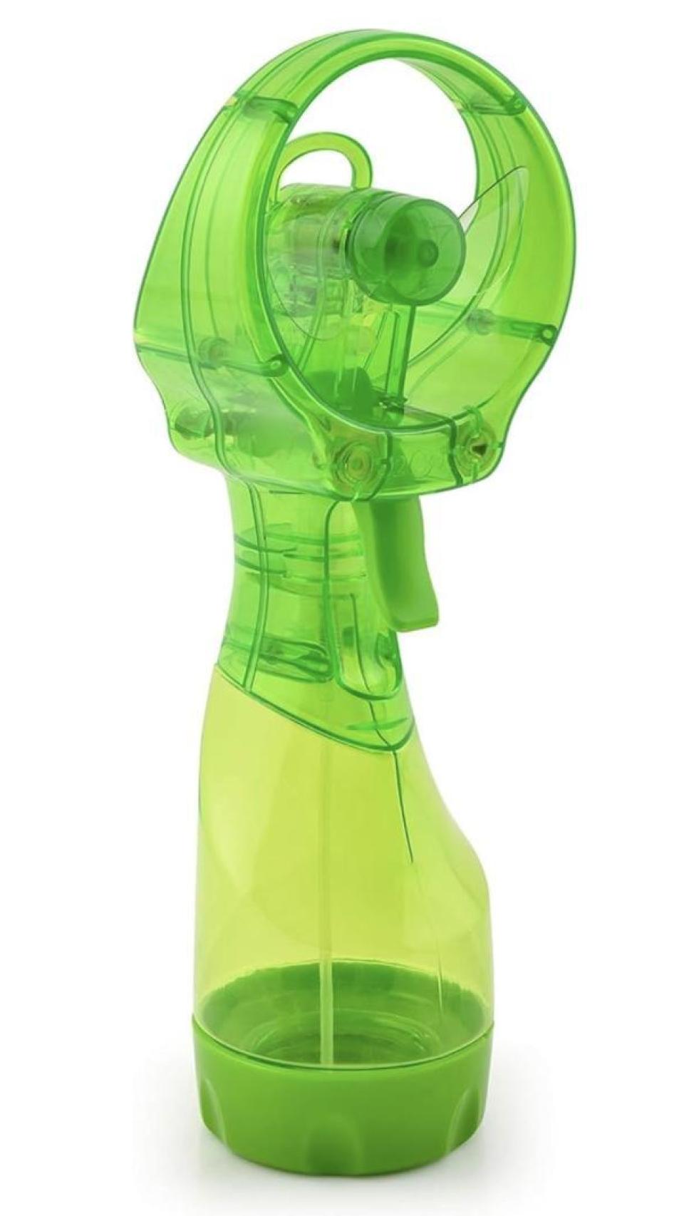 Este ventiilador de niebla de bolsillo de Walmart es ideal para esta temporada.