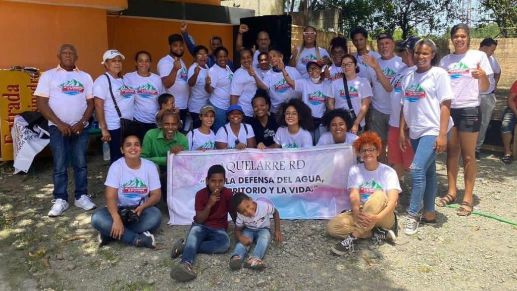 Imagen del colectivo Aquelarre en una jornada de protesta en contra de la central hidroeléctrica del Río Masipedro.