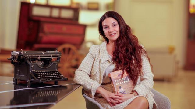 Rosario Raro, posando durante la entrevista.