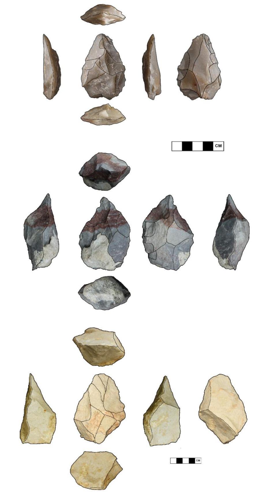 Herramientas bifaciales recuperadas en la Cueva de los Toriles (Carrizosa, Ciudad Real).
