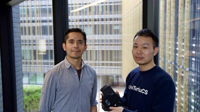 Huber Flores y Zhigang Yin