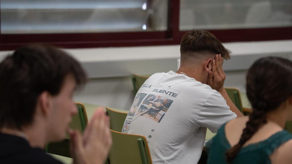 Un alumno afectado por la dana, ante la nota de los exámenes de la PAU: Si no apruebo, fracaso en la vida