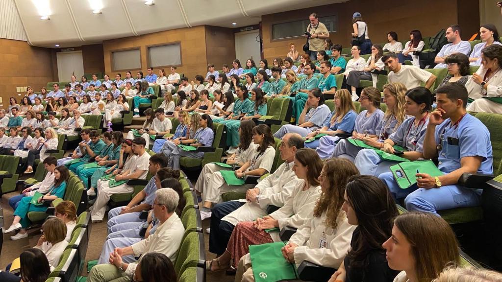 Acto de acogida nuevos residentes.