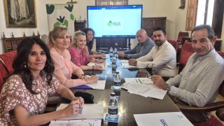 El diputado delegado del área de Desarrollo Socioeconómico, Francisco Pérez, preside la 44ª Comisión de la marca Alimentos de Palencia