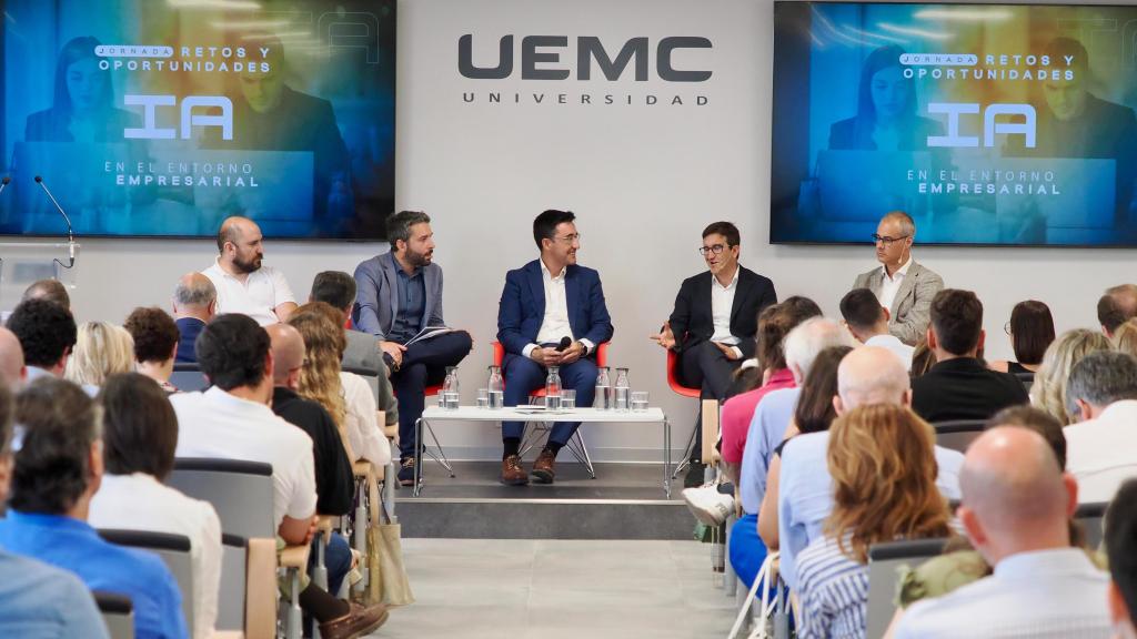 La jornada 'Retos y oportunidades de la inteligencia artificial en el entorno empresarial' celebrada este martes en la UEMC