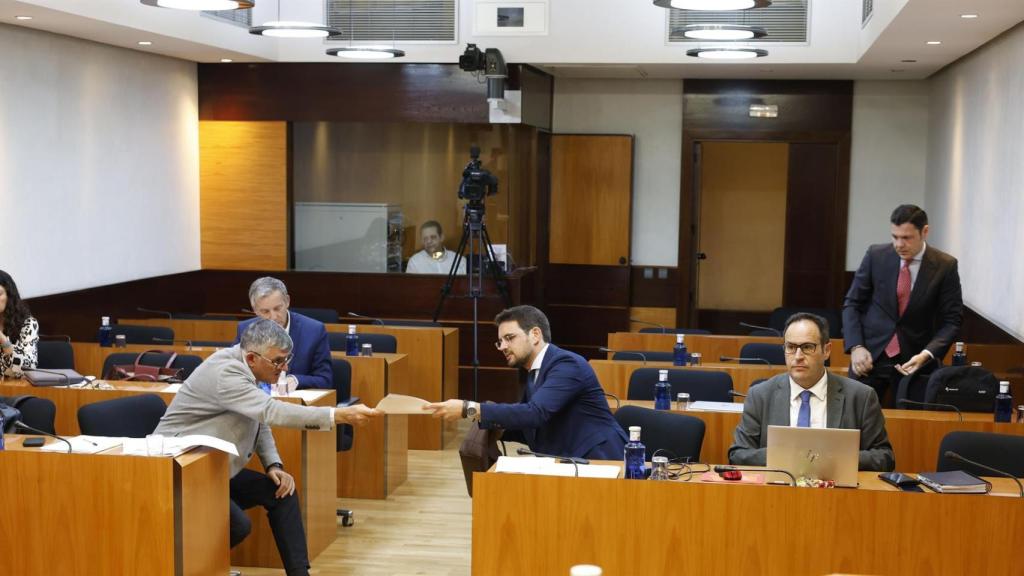 La Comisión de Asuntos Generales debate el Proyecto de Ley de Simplificación Administrativa.