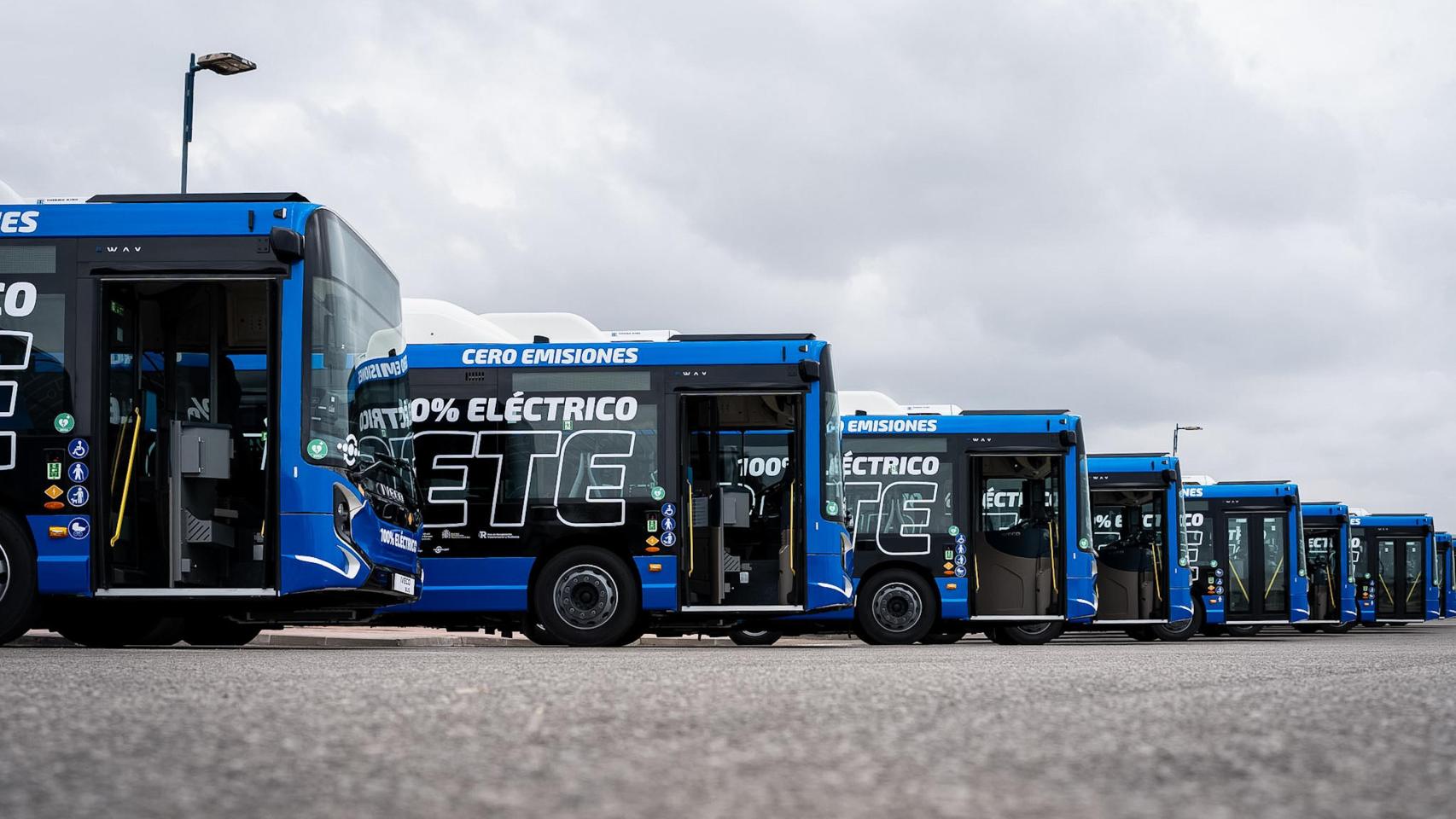 Imagen de los nuevos autobuses eléctricos de la EMT de Málaga.