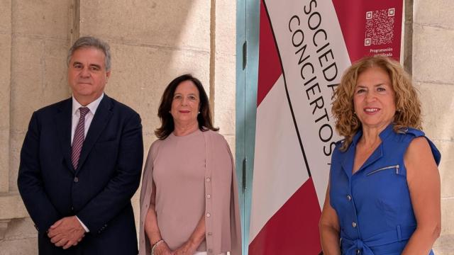 Alfonso Ramón-Borja, Telma Bonet y María Dolores Padilla, este martes en el Principal.