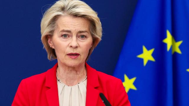 La presidenta de la Comisión, Ursula von der Leyen, durante su comparecencia de este martes en Bruselas