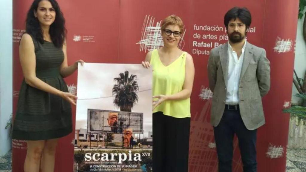 Desirée Benavides y su marido, Jesús Zurita, presentando el festival de arte contemporáneo que comisaria.