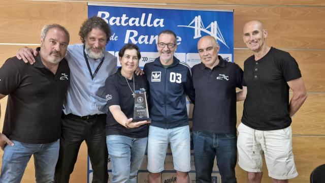 Presentación de la travesía a nado Batalla de Rande