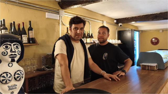 O Tarabelo reabre en A Coruña fiel a su historia: “Queríamos que todo siguiera igual”