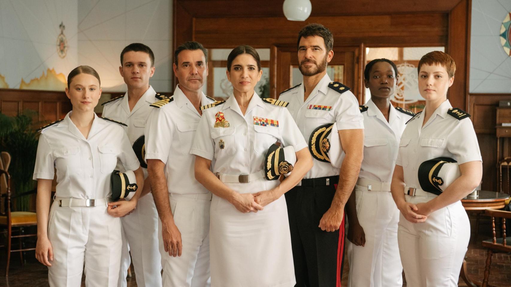 De izquierda a derecha: Paloma Stewart, Álex Medina, Miquel Fernández, Lucía Jiménez, Alfonso Bassave, Edith Martínez y Carmen de la Vega.