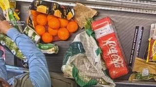 Método que usaban en un supermercado de Arroyo para llevarse productos sin pagar