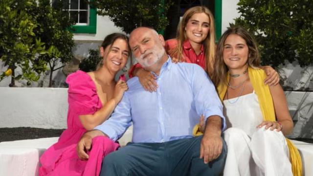 Así es la impresionante casa de José Andrés: mármol, luz natural y una cocina que es puro espectáculo