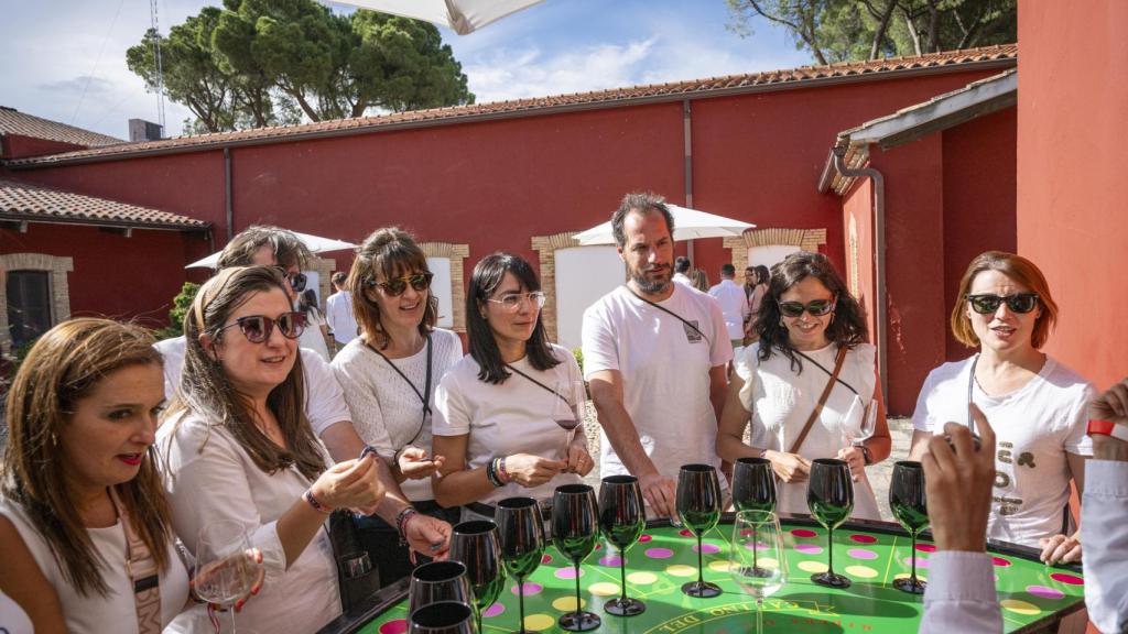 Los asistentes disfrutan durante una de las actividades