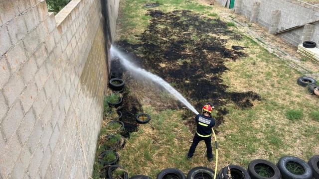 Incendio en el campo de tiro de Villaralbo