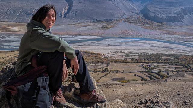 María Perles, la bióloga que dio la vuelta al mundo sin subirse a un avión.