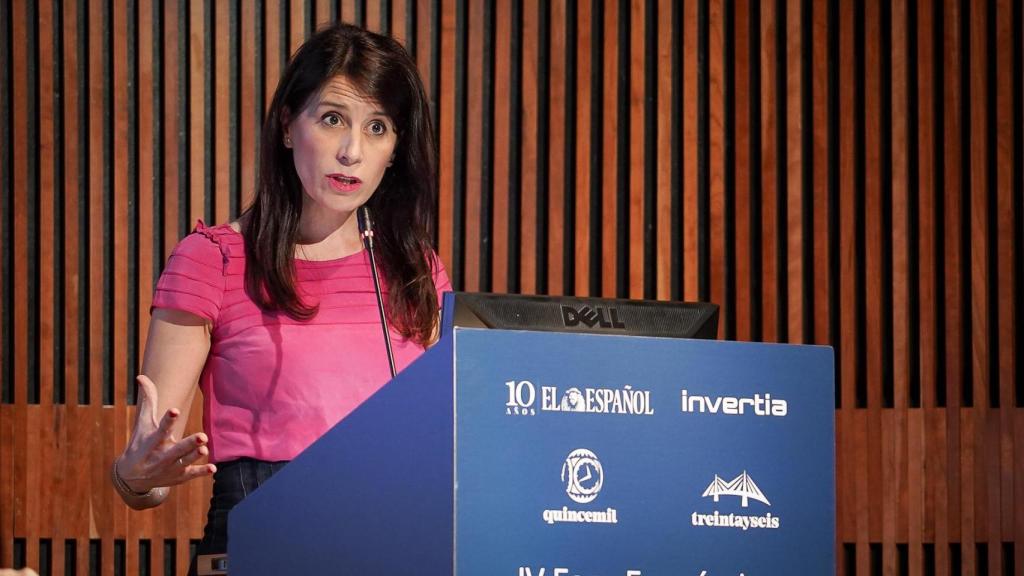 María Martínez Allegue, conselleira de Vivienda e Infraestructuras de la Xunta de Galicia, durante su intervención bajo el título 'El desafío de la vivienda en Galicia'; en la clausura del IV Foro Económico Español en Galicia 'La Galicia que viene'.