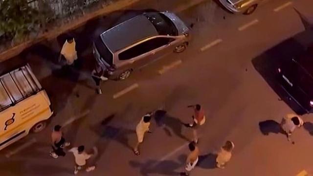 Una vista del suceso captado a través de uno de los testigos de la reyerta.