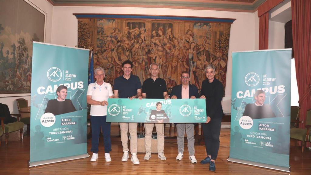 Aitor Karanka, Narciso Prieto, Julio García Mera, Carlos Rodríguez e Iñaki Urtasun