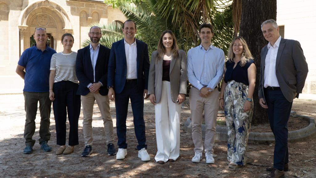 El equipo fundador y algunos inversores de Aortyx.