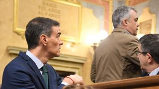 Sánchez ordena defender a Santos Cerdán y a García Ortiz como últimos diques de contención del Gobierno