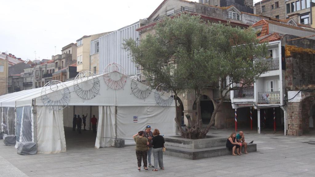 Caseta Feria de Abril de Vigo, situada en el Berbés este 2025