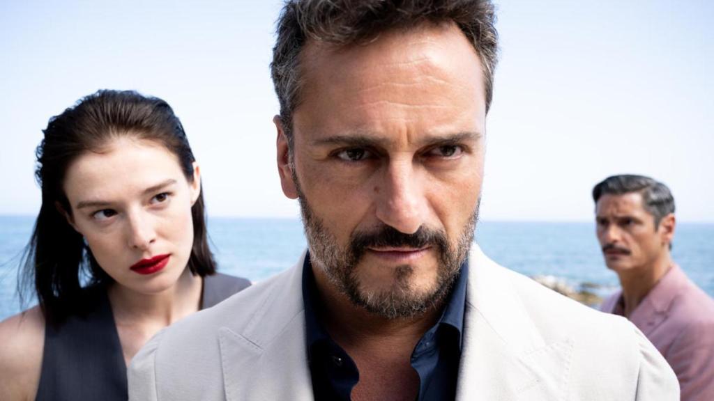 Asier Etxeandía en 'Ladrones: la tiara de Santa Águeda'.