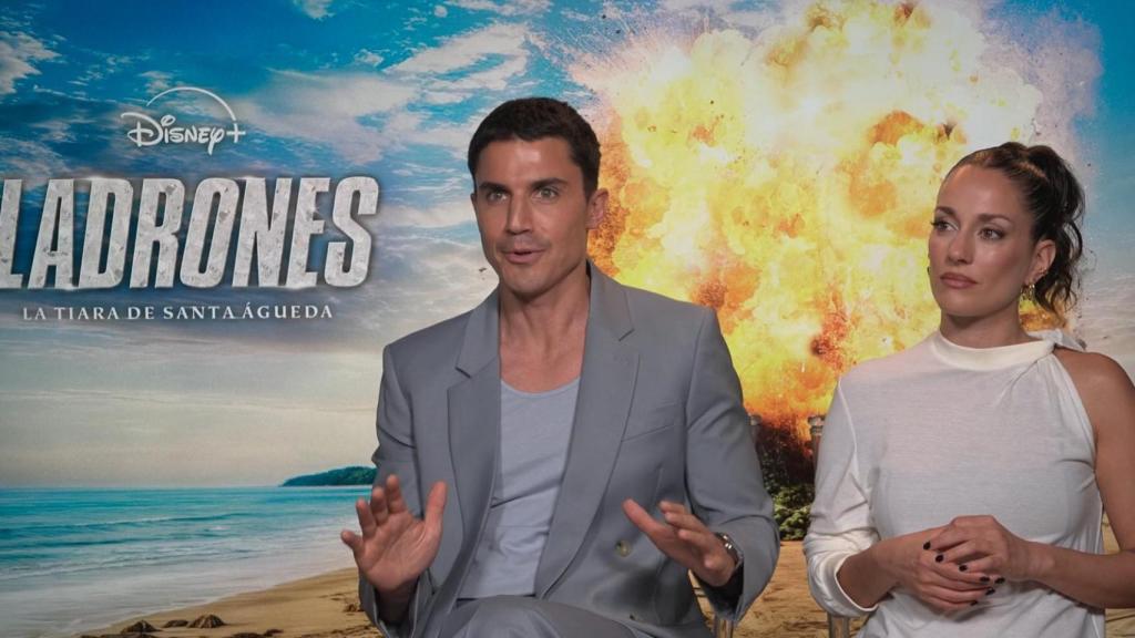 Álex González y Silvia Alonso protagonizan 'Ladrones: la tiara de Santa Águeda', la nueva serie de Disney+.