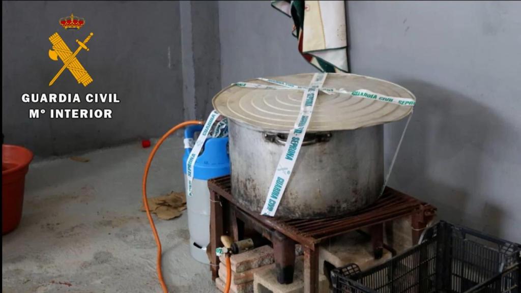 Lugar donde procedían a asar los pimientos los detenidos